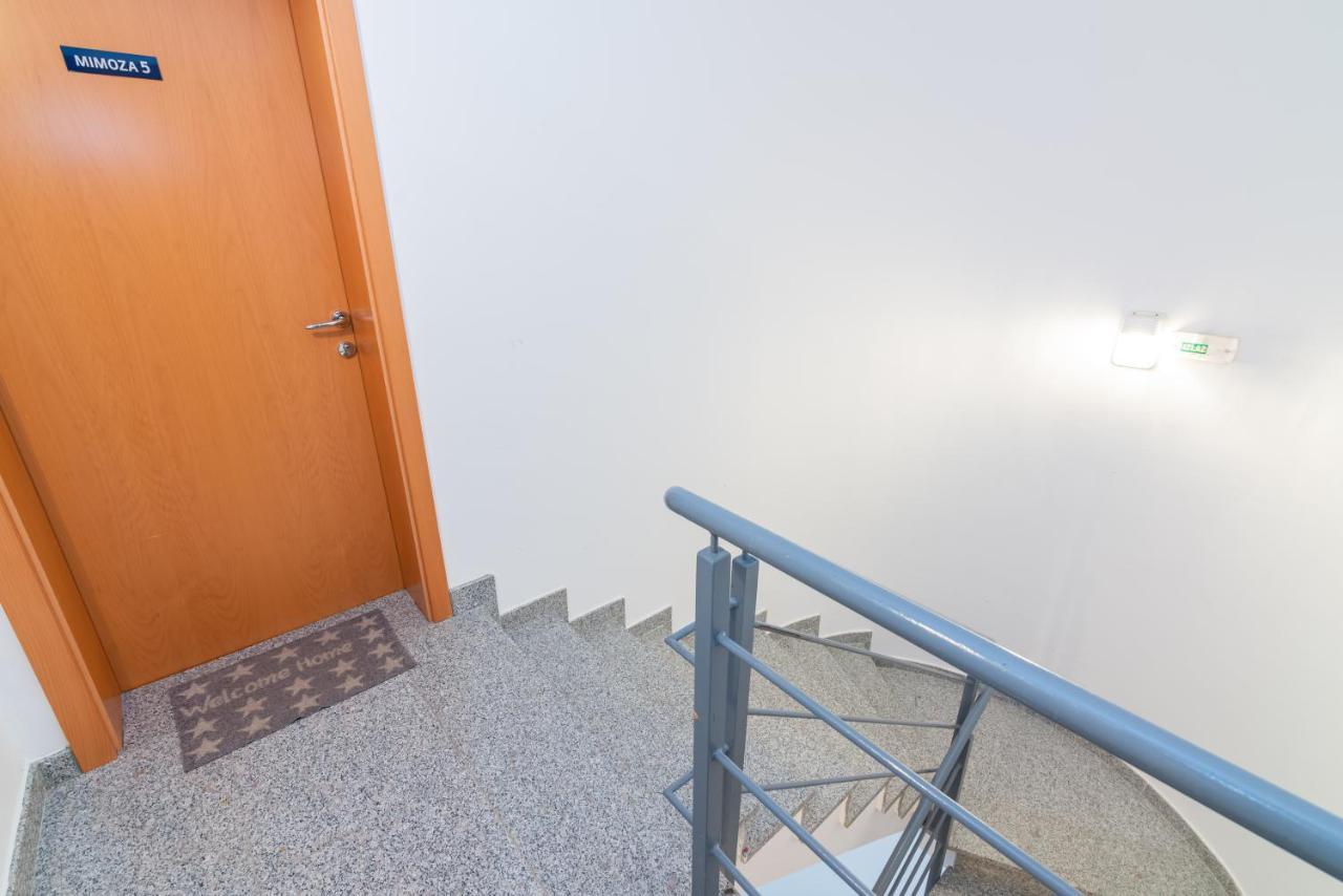 Apartment Mimoza 5, Baska, Krk Екстериор снимка