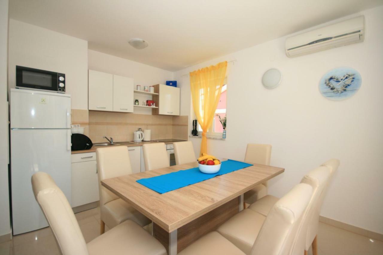 Apartment Mimoza 5, Baska, Krk Екстериор снимка